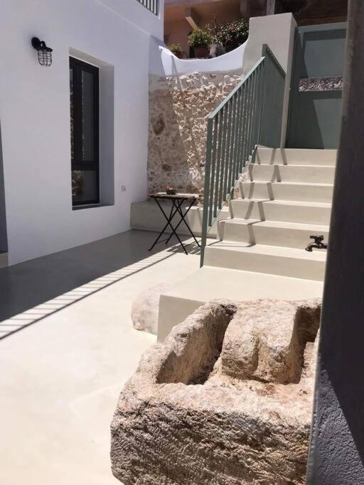 Lithos Retreat 2 Apartment Kolymbari Exterior photo